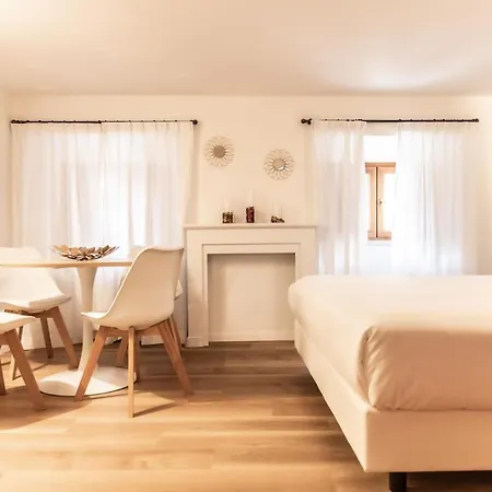 Grand Duchi D'aosta * トリエステ